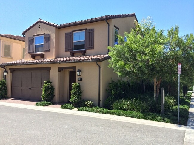 Building Photo - Stonegate detached home!
