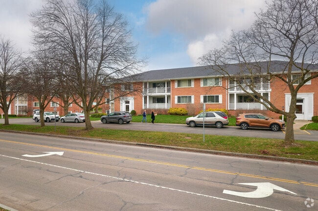 Photo - Country Club