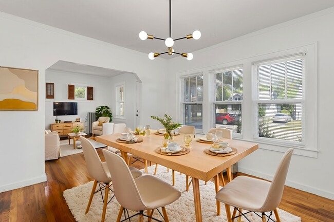 Photo - 4995 Anatole St