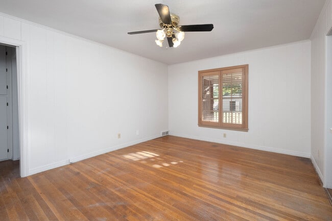 Photo - 2050 S Bowie St