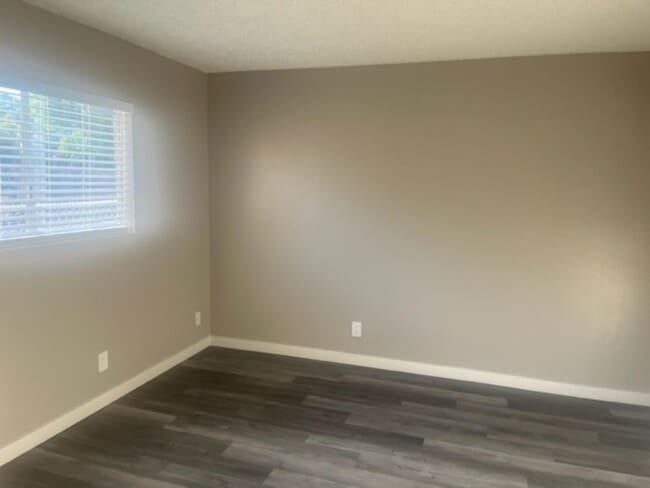 Photo - Fountain Creek Henry Apartments