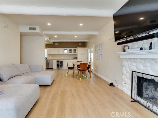 2703 Huntington Ln