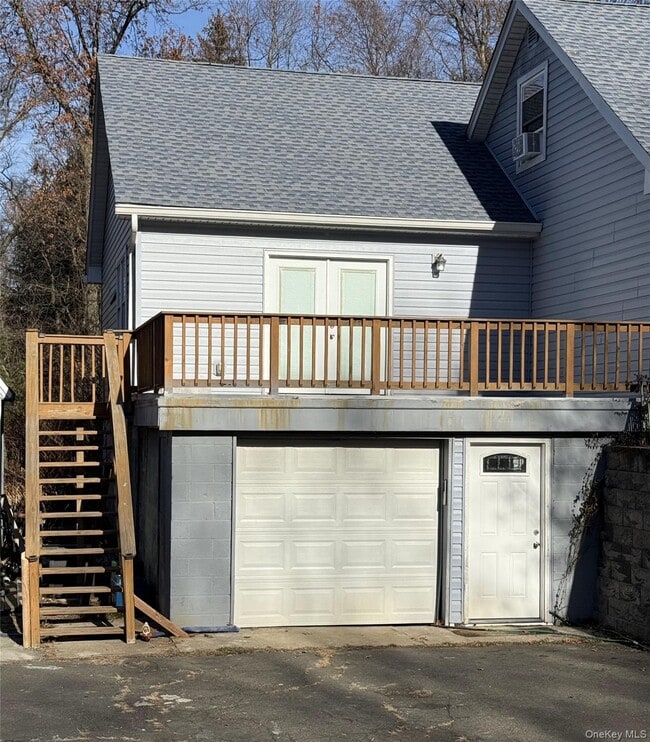 Building Photo - 134 New Valley Rd