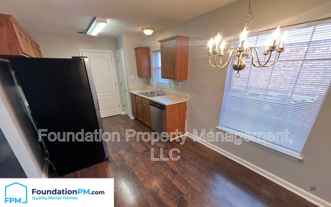 Photo - 9115 Cinderhill Cove W