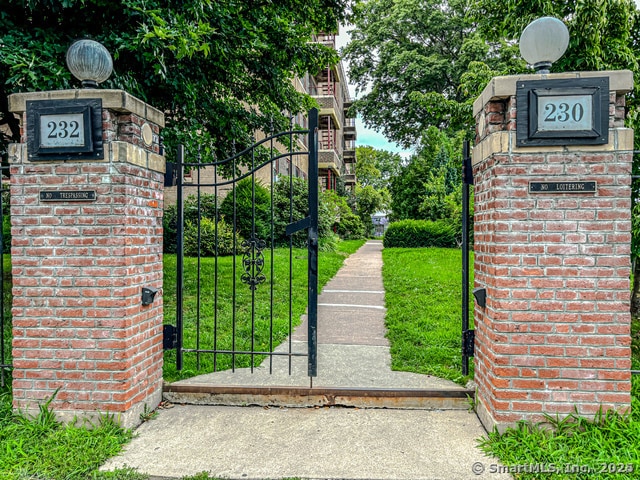 Photo - 230 Farmington Ave Unidad APT F2