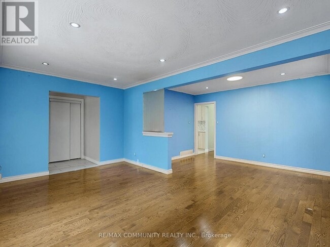 Photo - 96 Scarden Ave