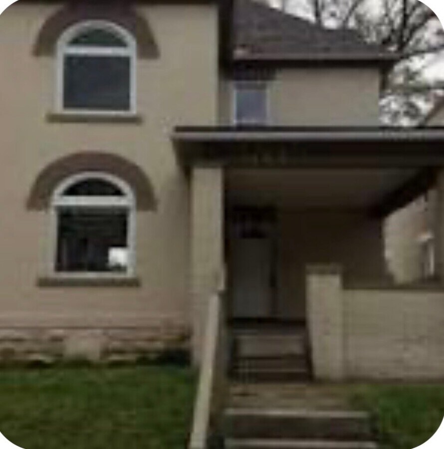 Photo - 815 Wilson Ave
