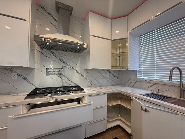 Photo - EPIC REA - Fully Renovated 5BR/3BA Home in...