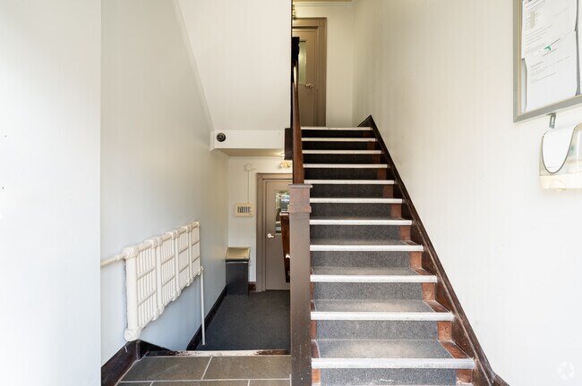 Hall d'entrée - 310-312 LONSDALE RD