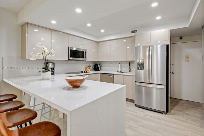 Photo - 1111 Crandon Blvd Unit A507