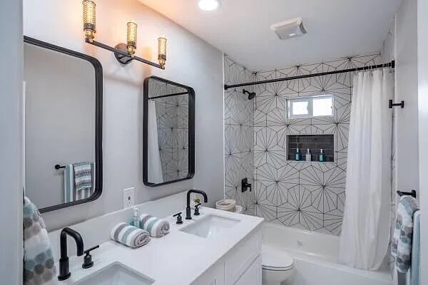 Photo - 3540 Quimby St