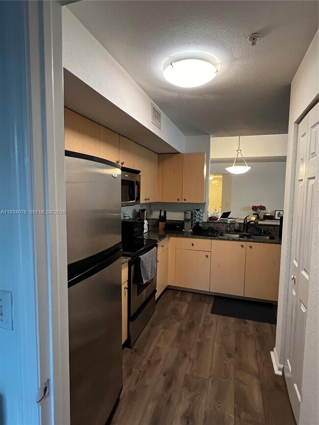 Photo - 2548 Centergate Dr Unidad 301