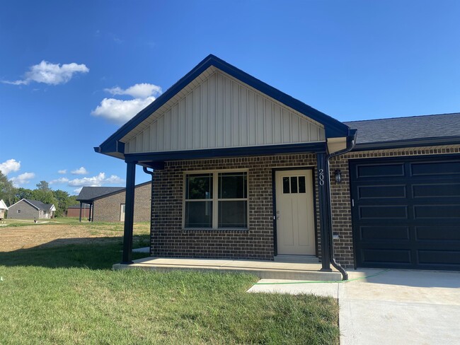 Building Photo - 200 Parkers Loop Unit 1
