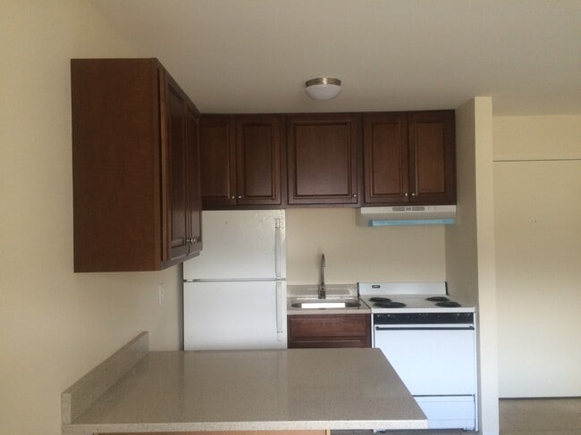 Building Photo - 55 Wildman St Unit 405