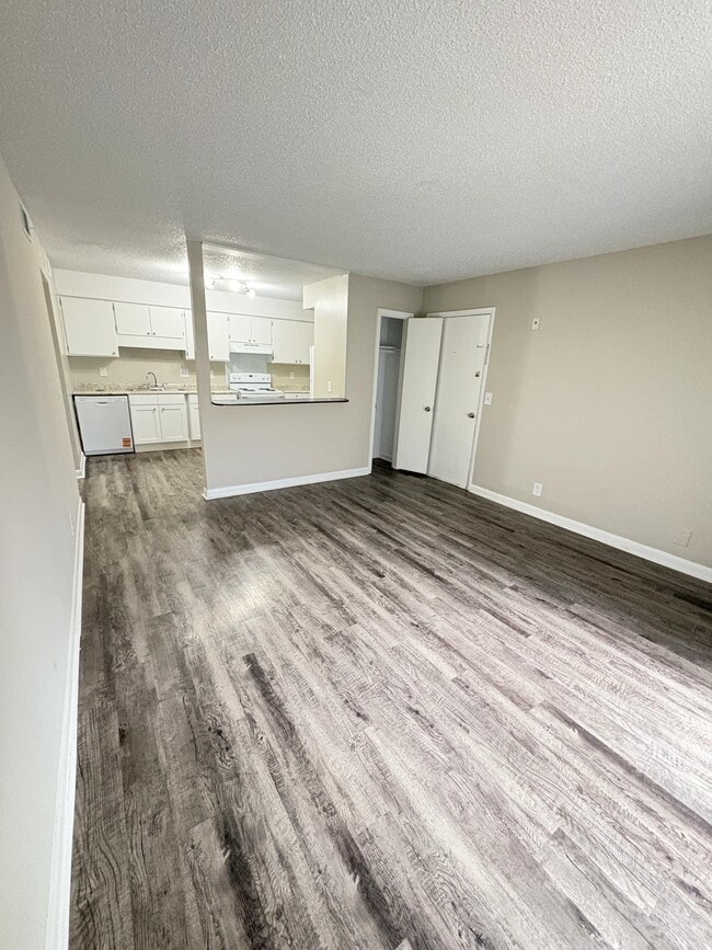 1 Bed Living Room - Horizon Park Apartments