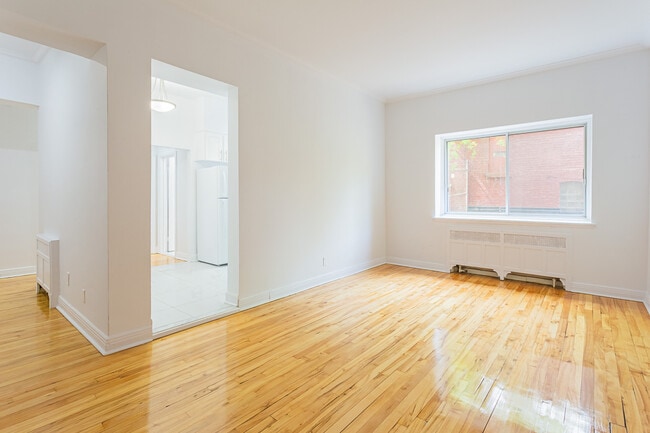 Photo - Le Crestwood