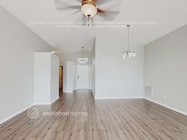 Photo - 4831 Manchester Dr House