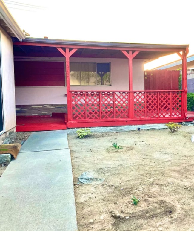 Photo - 4640 Clairemont Dr