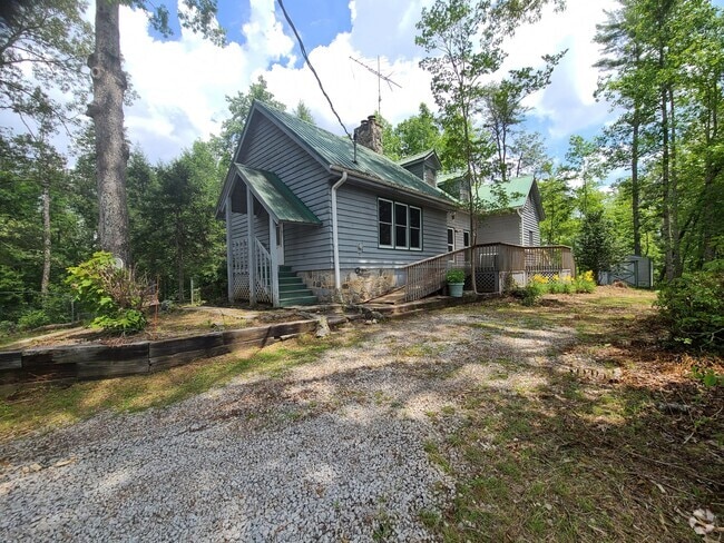 Building Photo - 299 Pearson Rd Rental