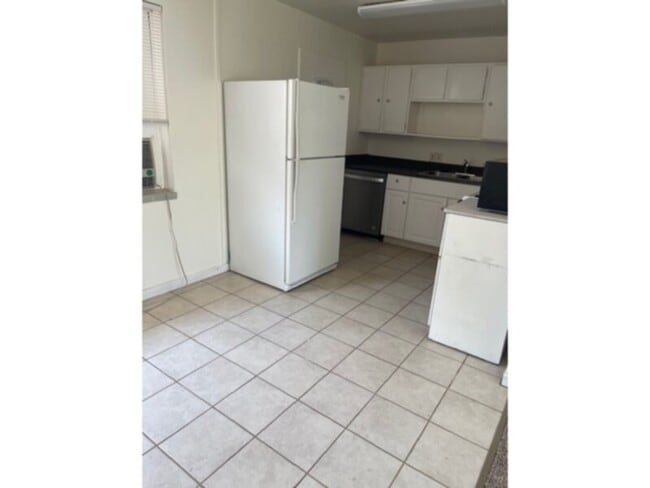 Photo - Adorable 1 bedroom House near CMU!