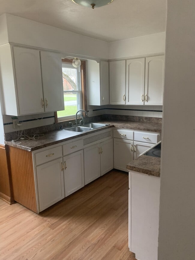 Photo - 131 Forest-Park Dr