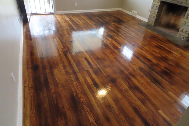 Photo - 1121 Fairwood Ave