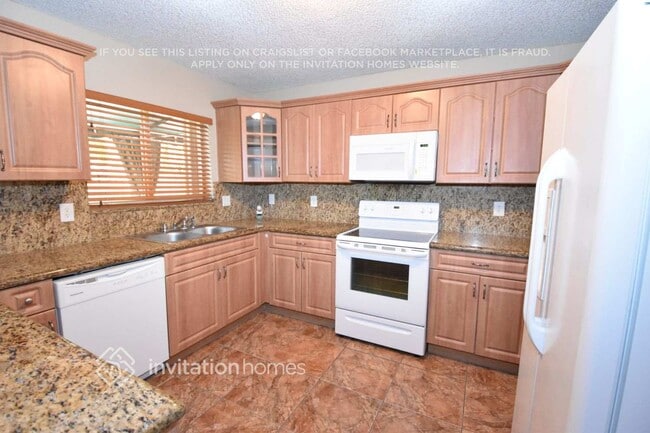 Photo - 14318 SW 154th Pl