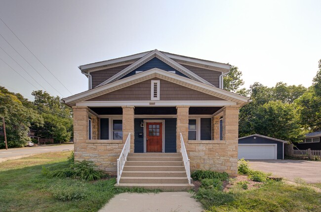 Photo - 1302 S State St Apartment Unit #2N