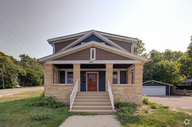 Building Photo - 1302 S State St Unit #1 Rental