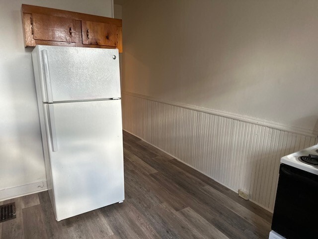 Photo - 631 W Franklin St Unit 1