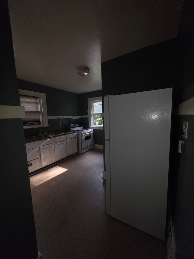 Photo - 2230 N Sheridan Rd
