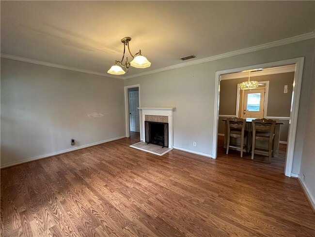 Photo - 2351 Taylor Ave