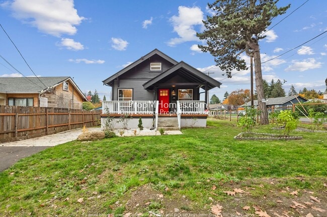 Building Photo - 4704 NE 95th Ave