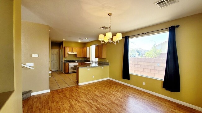Photo - 6252 Huntington Ridge Ave