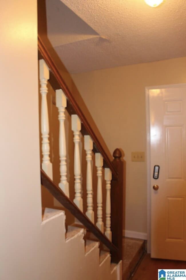 Photo - 359 Jamestown Manor Dr