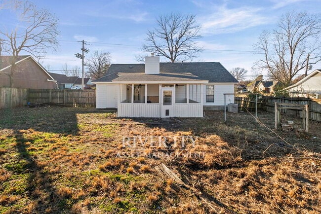 Photo - A MUST SEE IN SOUTHEAST MEMPHIS!!!! SECTION 8 WELCOMED !!!!!