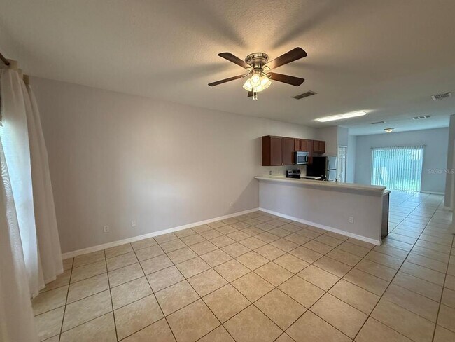 Photo - 816 Abbeville Ct