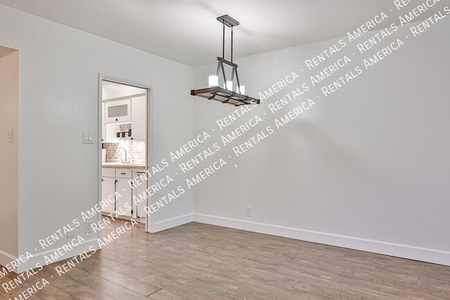 Photo - 1107 W Osborn Rd