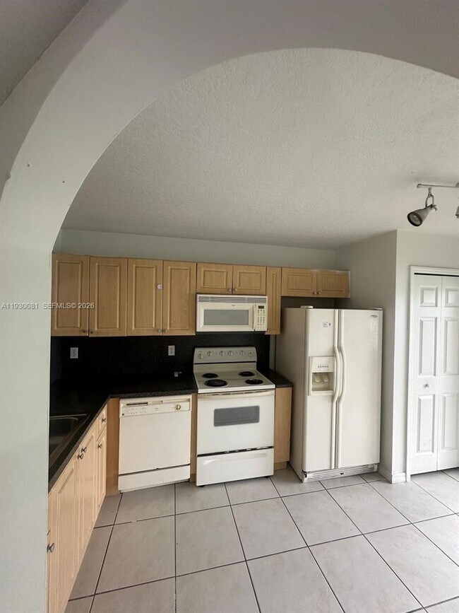 Photo - 2930 SE 13th Ave Unit 103-52