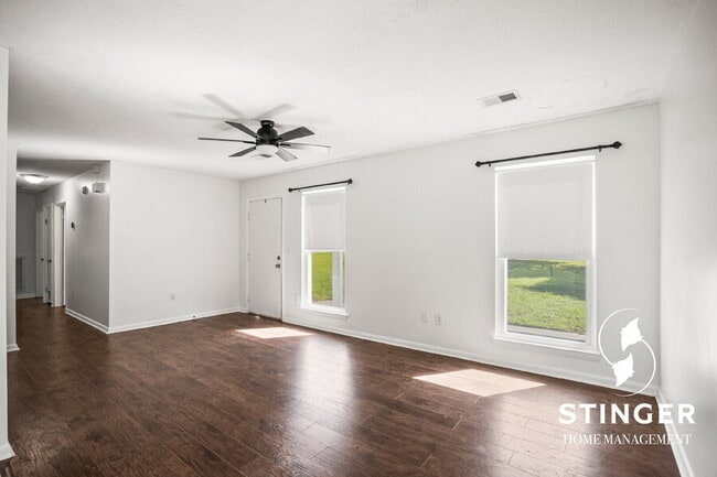 Photo - 1713 Drayton Dr