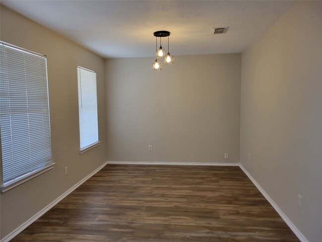 Photo - 19426 Old Barngate Ln