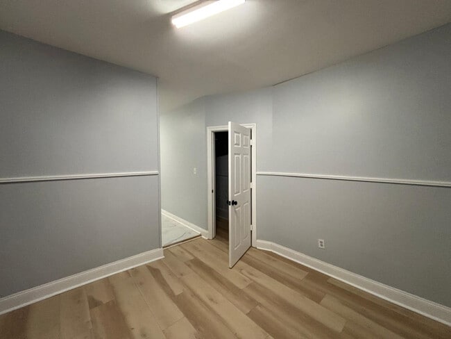 Photo - 211 64th St Unidad 10