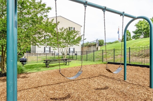 Photo - Aquia Terrace