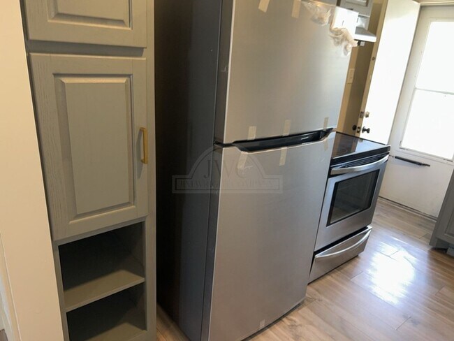 Photo - 1702 Alamo Ave