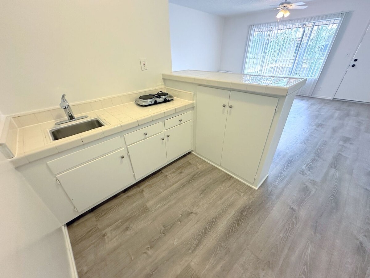 Photo - Single Unit  *INCOME RESTRICTED* Unidad #22