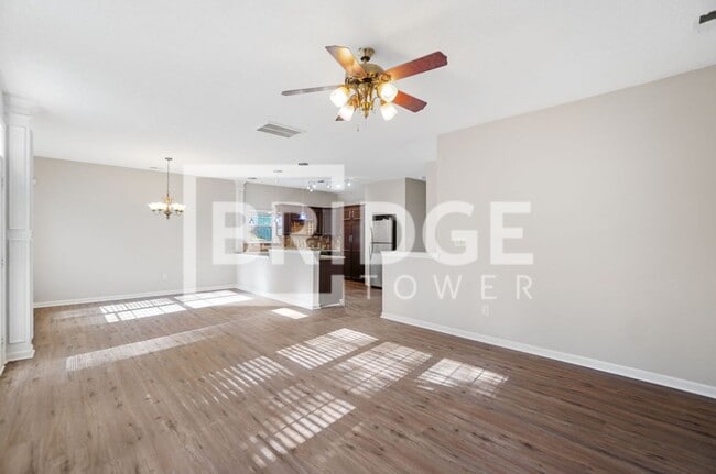 Photo - 104 Hampshire Dr