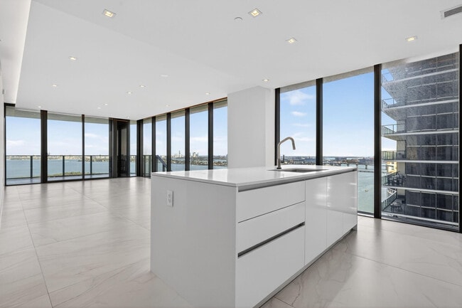 Photo - 700 NE 24th St Unit 2207