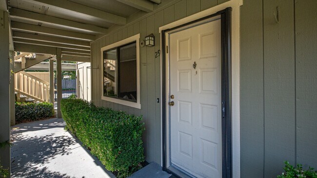 720 Petaluma Blvd S