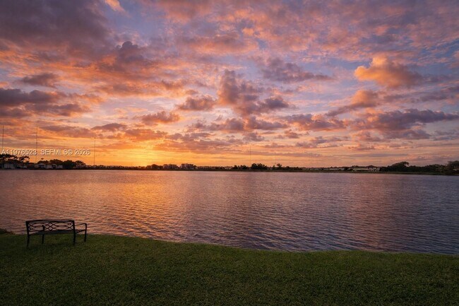 Photo - 605 Ives Dairy Rd Unit 102-7