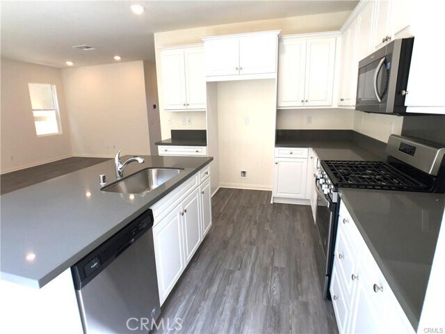 Photo - 851 Brynlee Pl